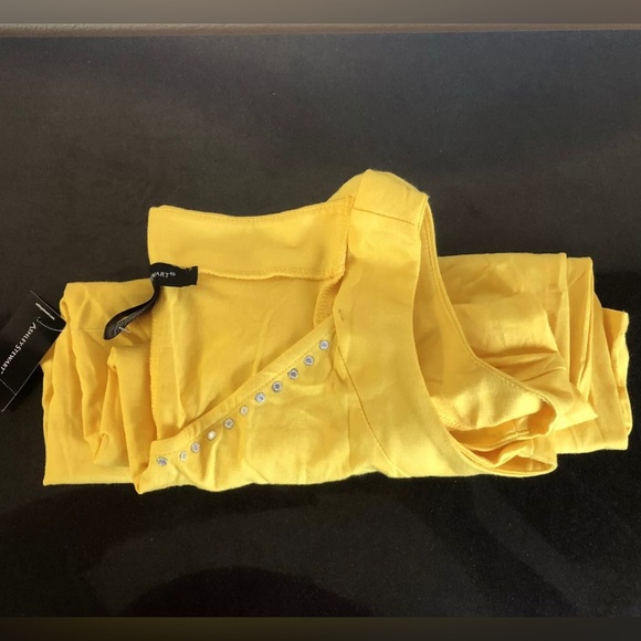 ASHLEY STEWART V-NECK TANK TOP - Picture 5 of 7